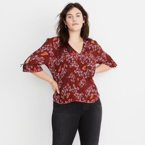 Madewell Women's Tie-Sleeve Wrap Top Burgundy Butterfly Print Size 0 - Picture 4 of 8